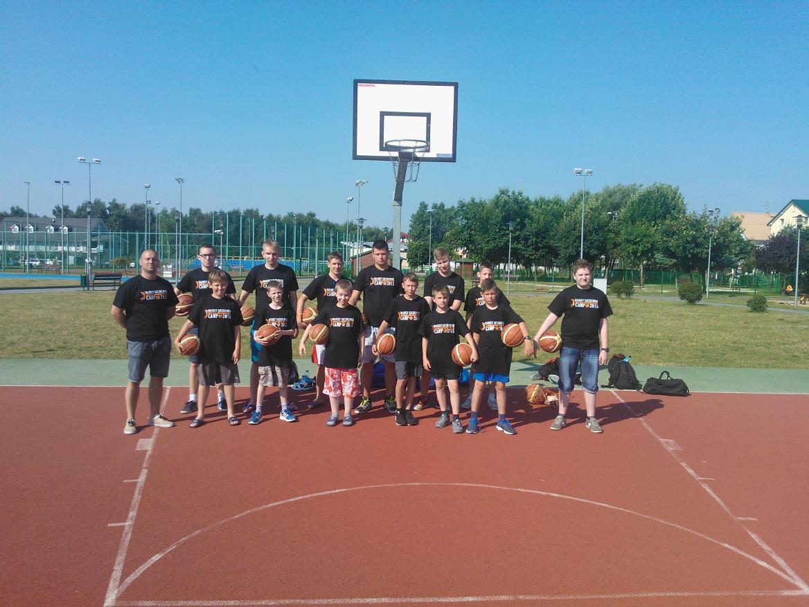 Przebywasz Na Obozie Sportowym W Anglii EMET Basket Szczecinek na obozie sportowym | Miasto z Wizją